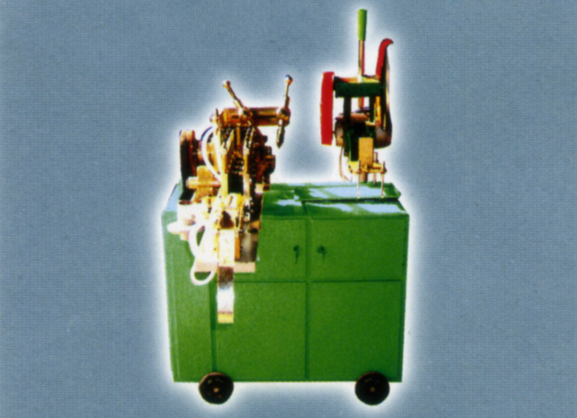 金属波纹管圆管机