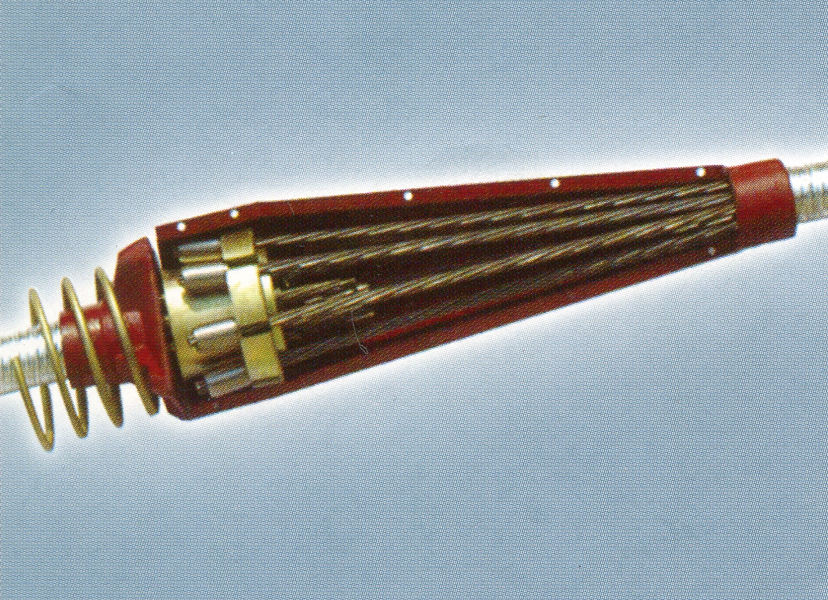 多孔连接器组件